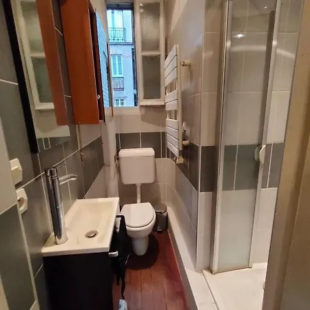 Appt Proche Montmartre-quartier Des Batignolles Apartment Paris